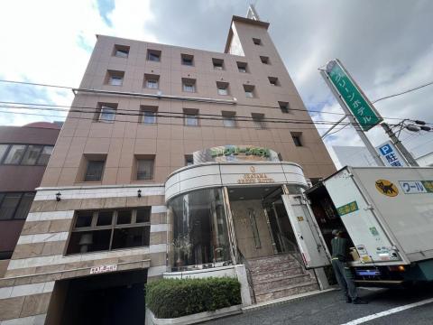 岡山グリーンホテル｜正面玄関前の道路状況と娘の送迎の様子（2026年8月22日）