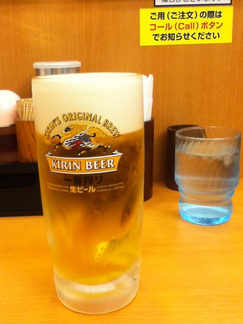 日高屋で注文した生ビール「キリン一番搾り」