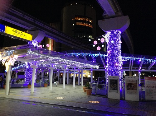小倉駅・小倉城口（駅の南側）付近で見えるクリスマスイルミネーション4