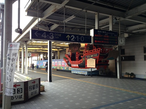 長崎駅ホーム（2番乗り場）