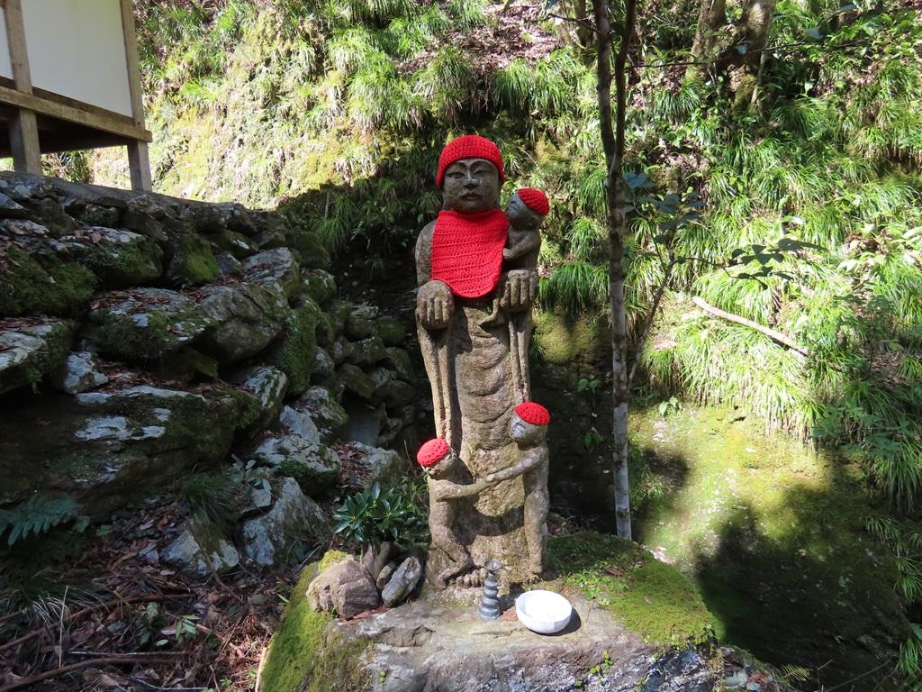 豊峰神社境内20:地蔵