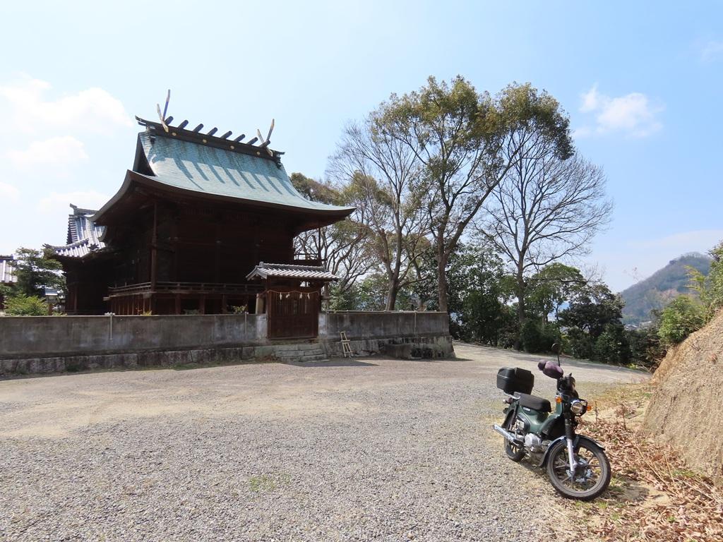 松山神社 裏参道 クロスカブ110