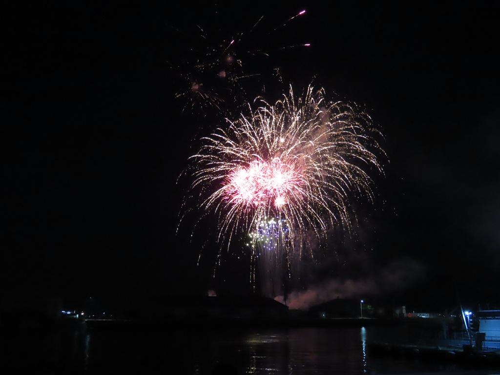 第73回 松山港まつり・三津浜花火大会 20時7分頃の花火